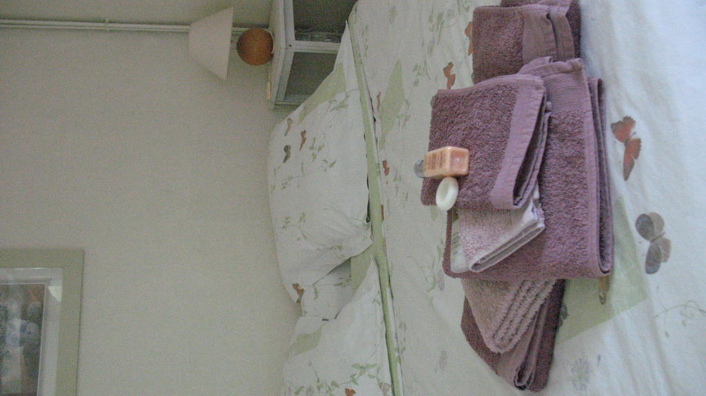 Bed and Breakfast La Mesnagerie Jarzé Pokoj fotografie