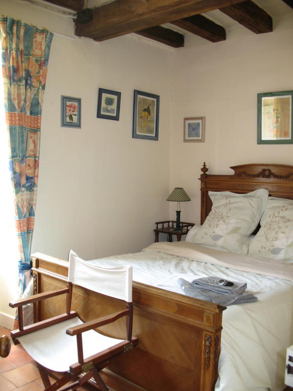 Bed and Breakfast La Mesnagerie Jarzé Pokoj fotografie